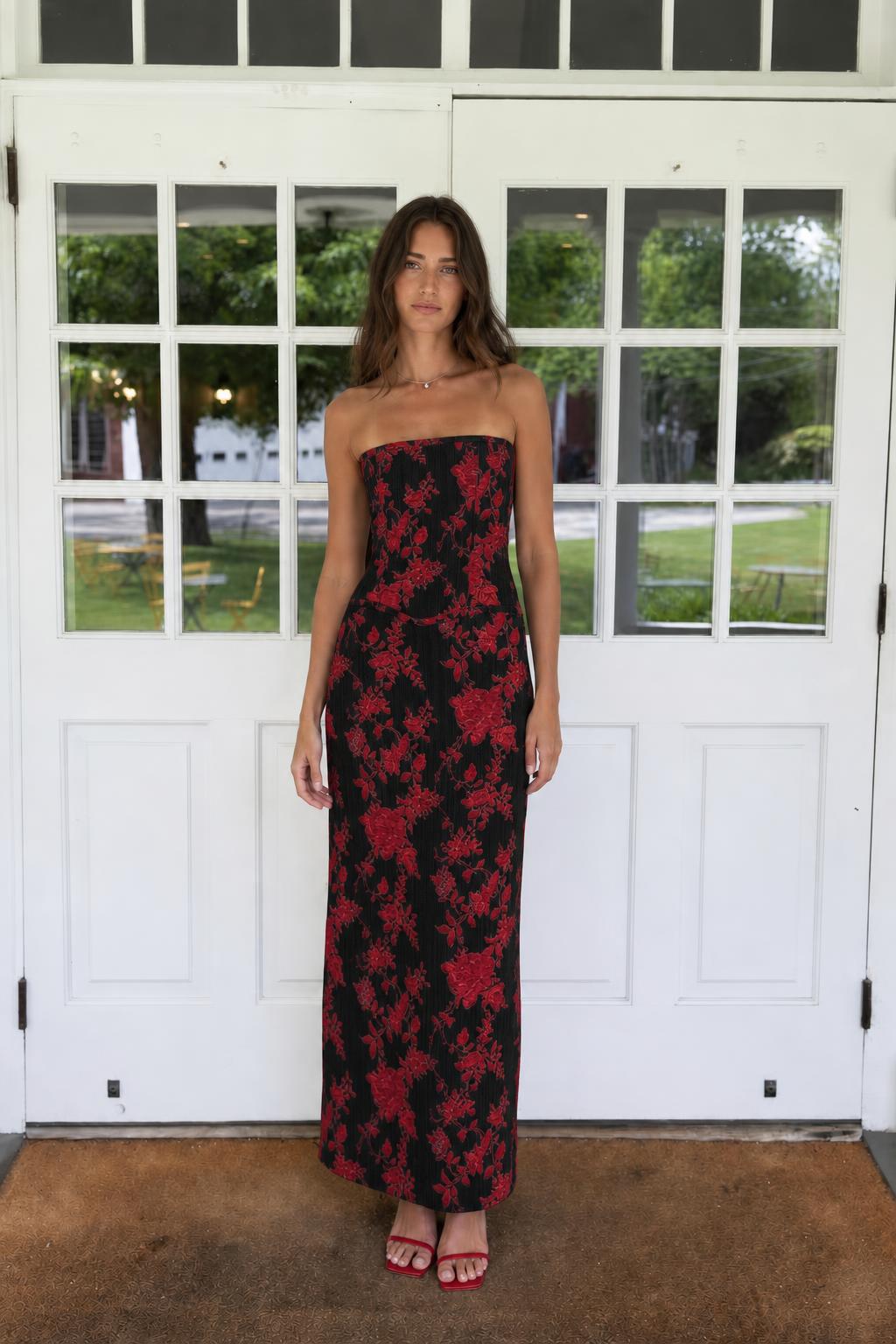 Floral Print Strapless Lace-Up Back Maxi Dress in Black