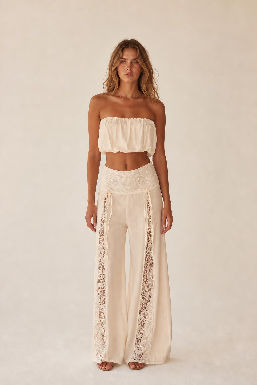 Full overview of the white two-piece ensemble