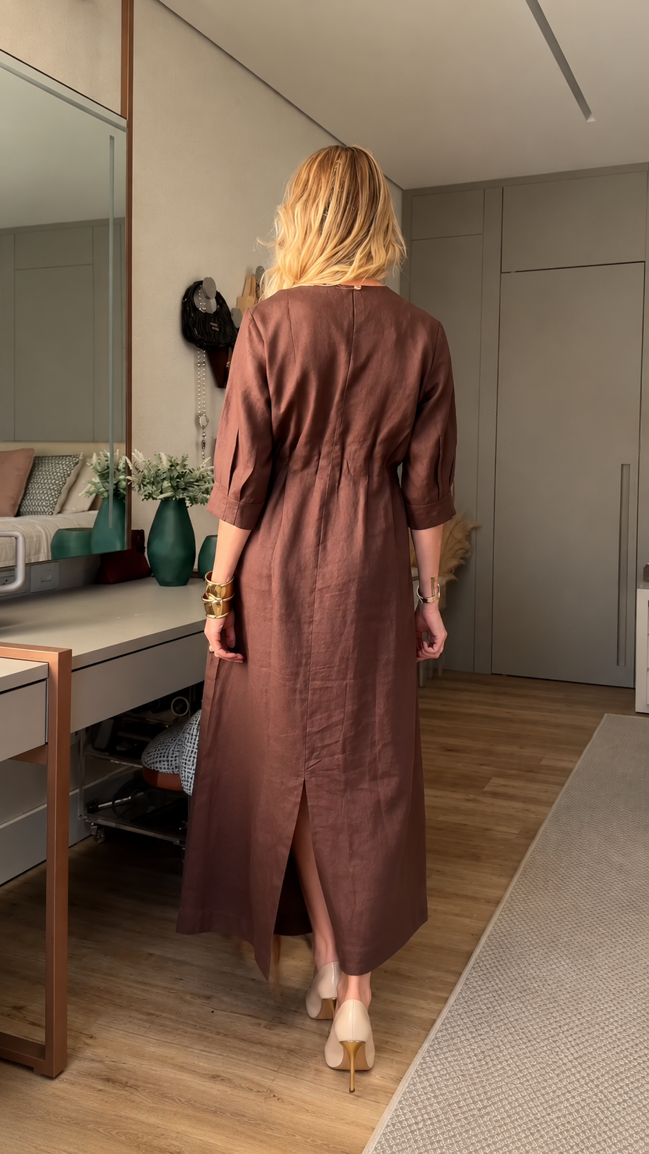 Round Neck Pleated Linen Midi Dress