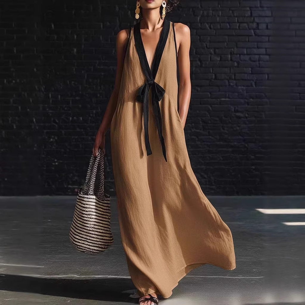 Bohemian Style White And Black Color Blocked Sleeveless V-neck Maxi Dress